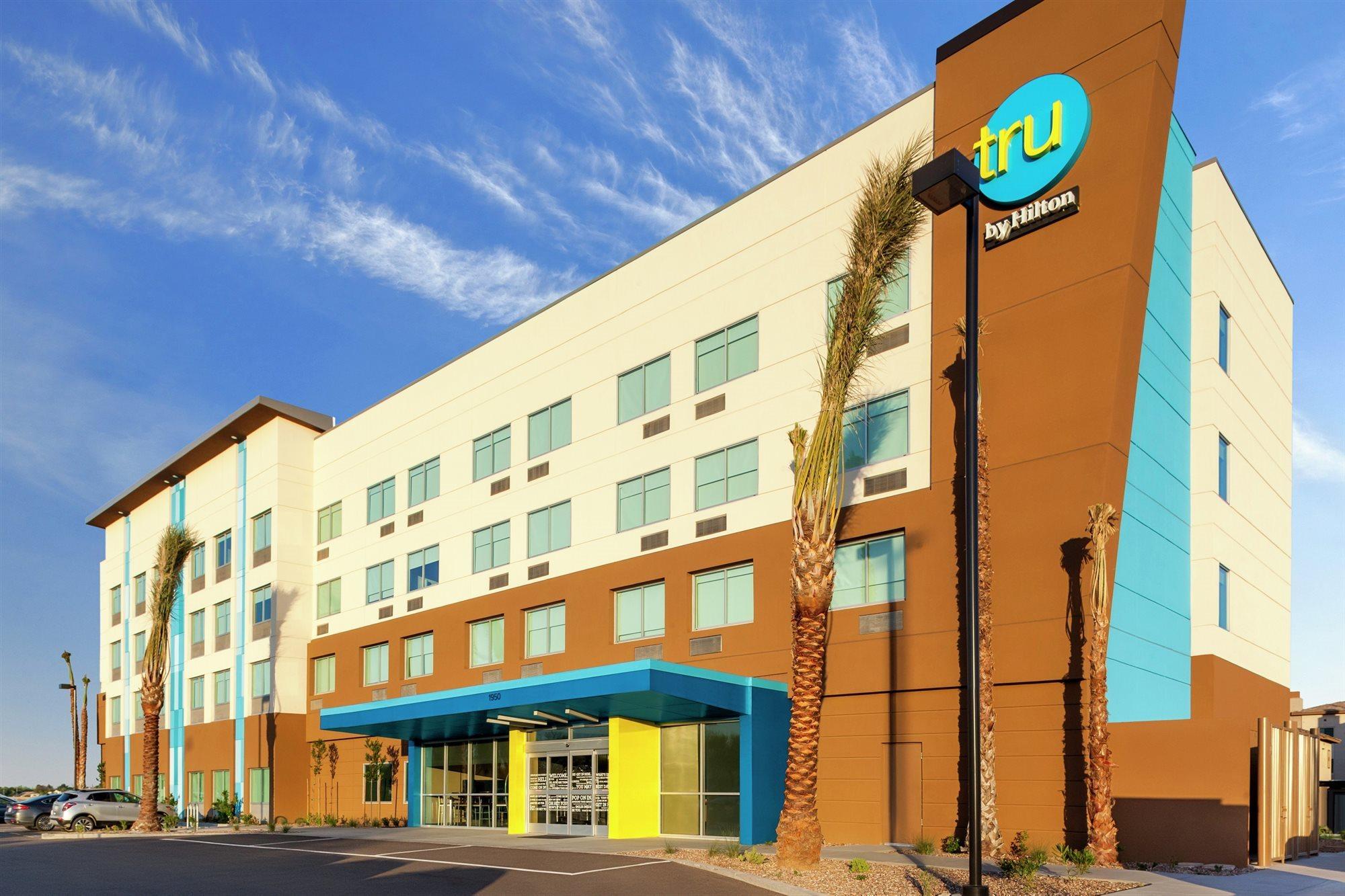 Tru By Hilton Gilbert Hotel Bagian luar foto